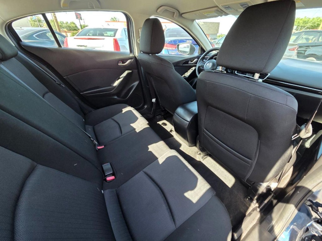 2014 Mazda Mazda3 Image 16
