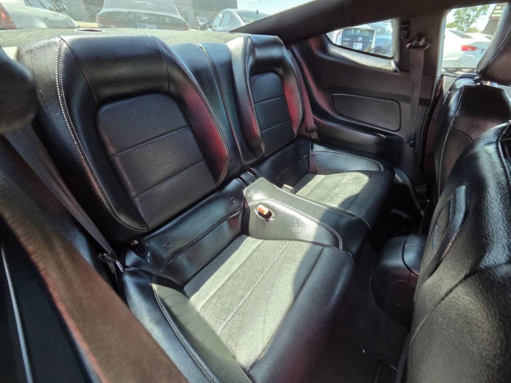 2019 Ford Mustang Image 14