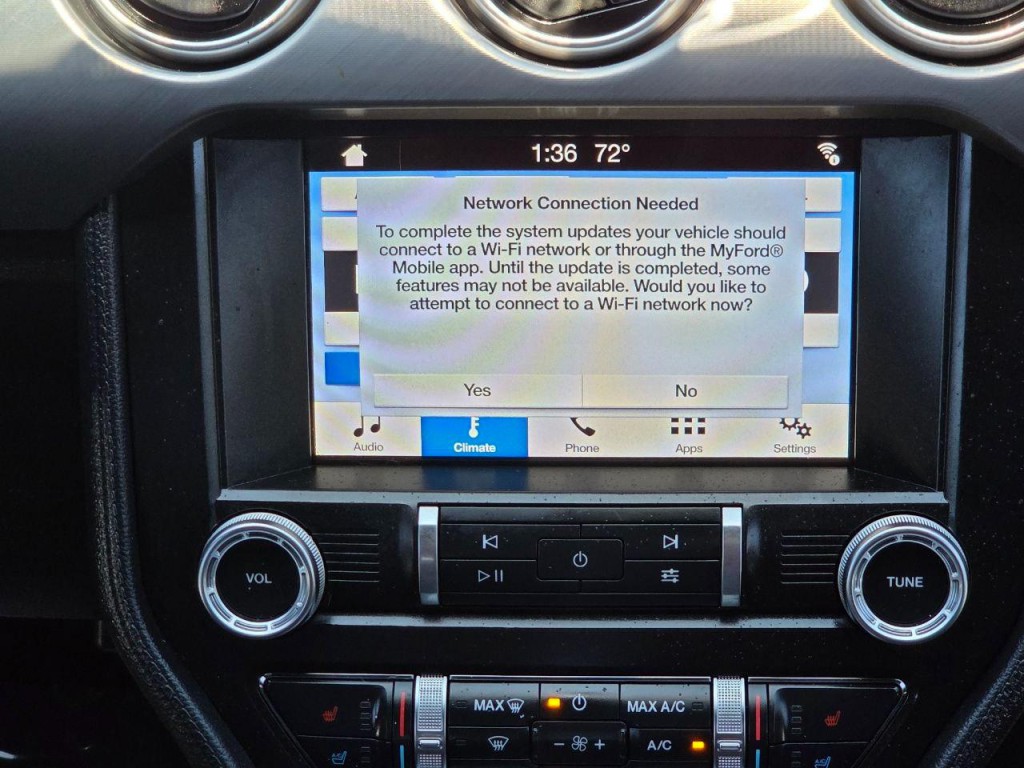 2019 Ford Mustang Image 21