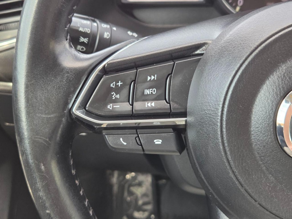 2017 Mazda Mazda3 Image 28