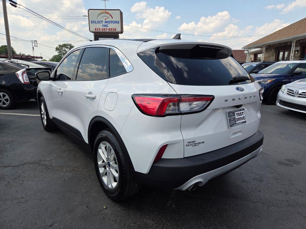 2021 Ford Escape Image 4