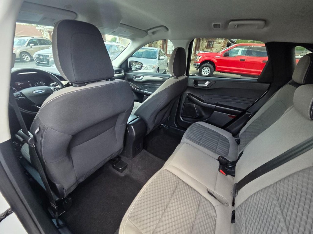 2021 Ford Escape Image 14