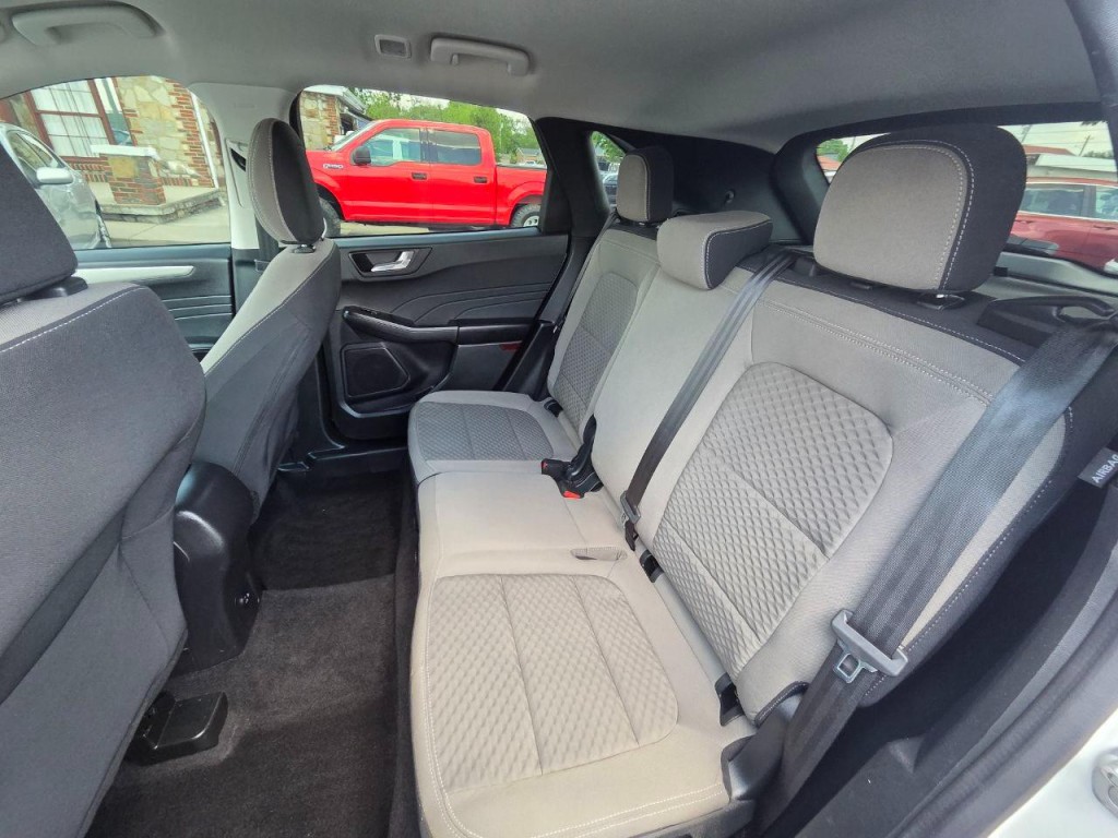 2021 Ford Escape Image 15