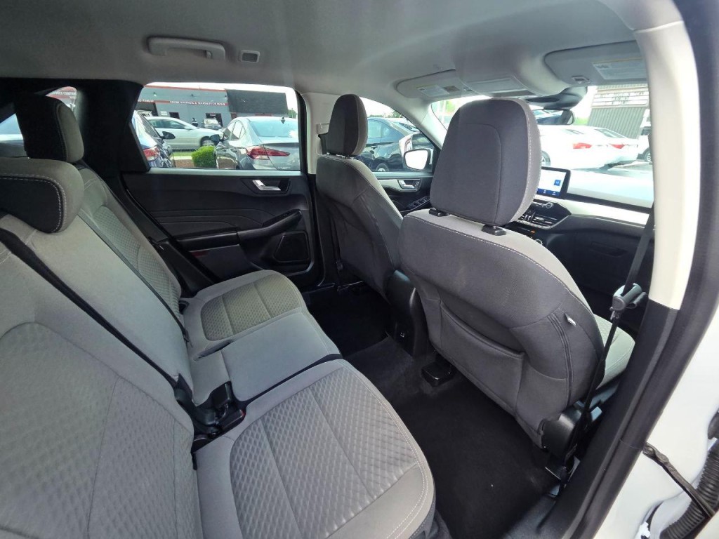2021 Ford Escape Image 17