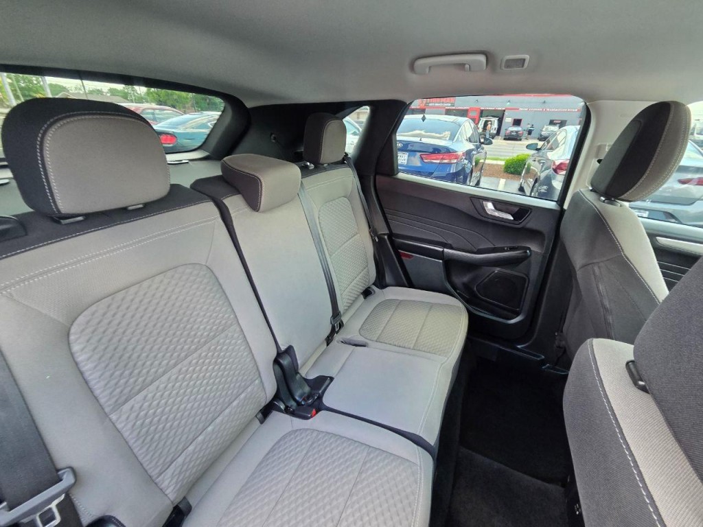 2021 Ford Escape Image 18