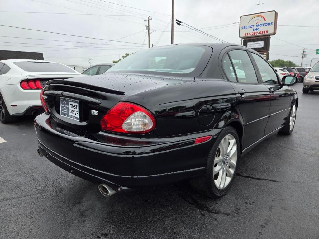 2005 Jaguar X-TYPE Image 5