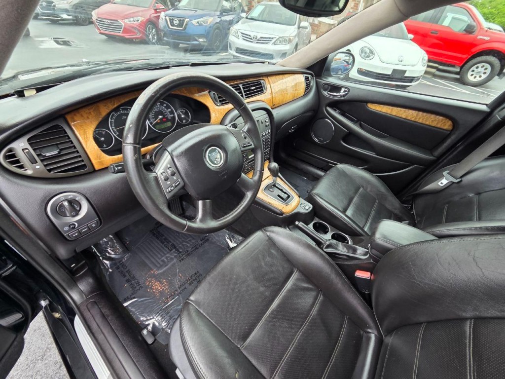 2005 Jaguar X-TYPE Image 11