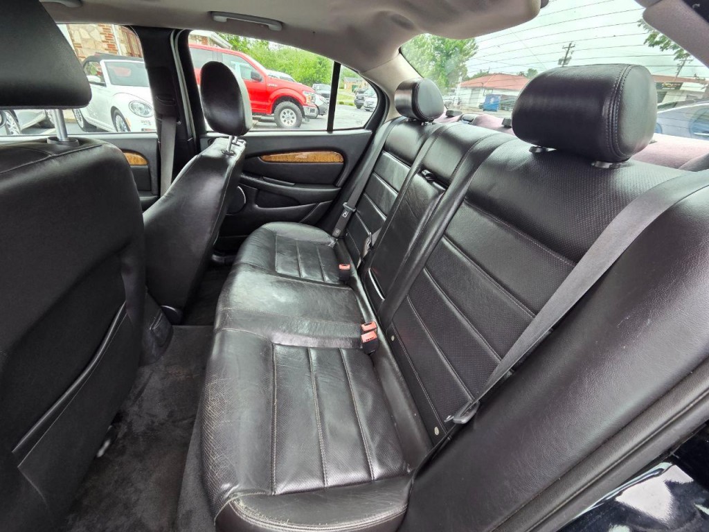2005 Jaguar X-TYPE Image 13