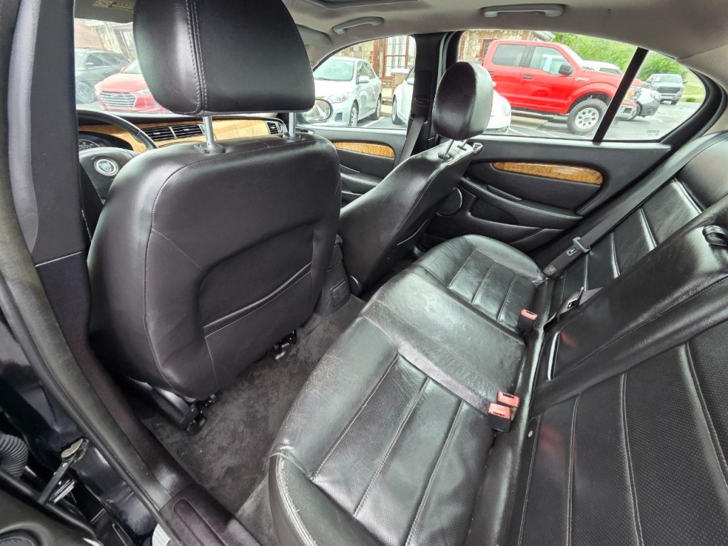 2005 Jaguar X-TYPE Image 14