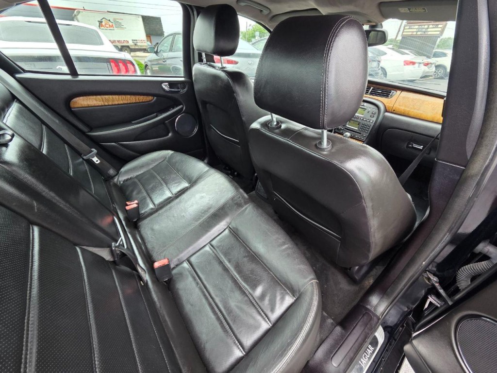 2005 Jaguar X-TYPE Image 15