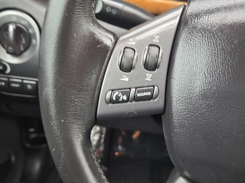 2005 Jaguar X-TYPE Image 26