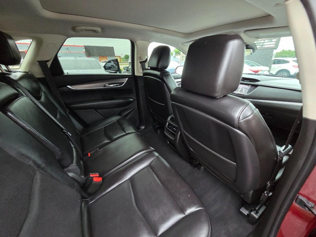 2017 Cadillac XT5 Image 15