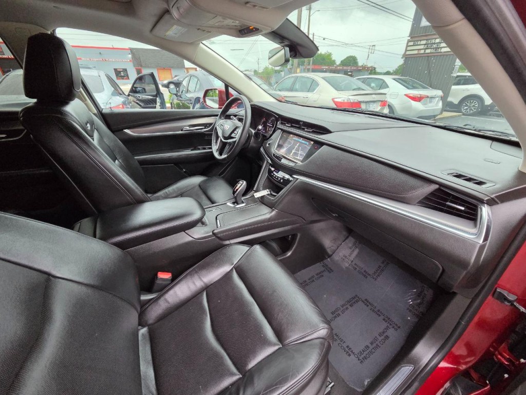 2017 Cadillac XT5 Image 17