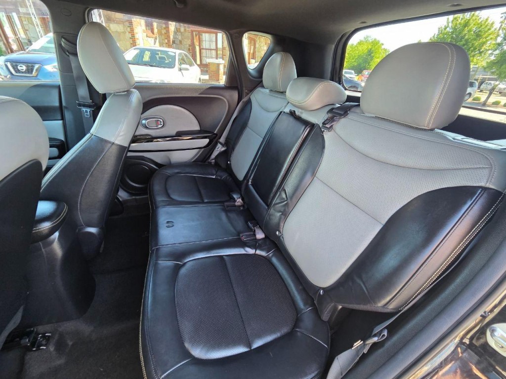 2015 Kia Soul Image 14