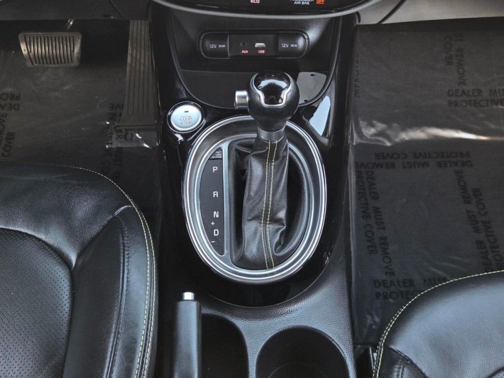 2015 Kia Soul Image 21