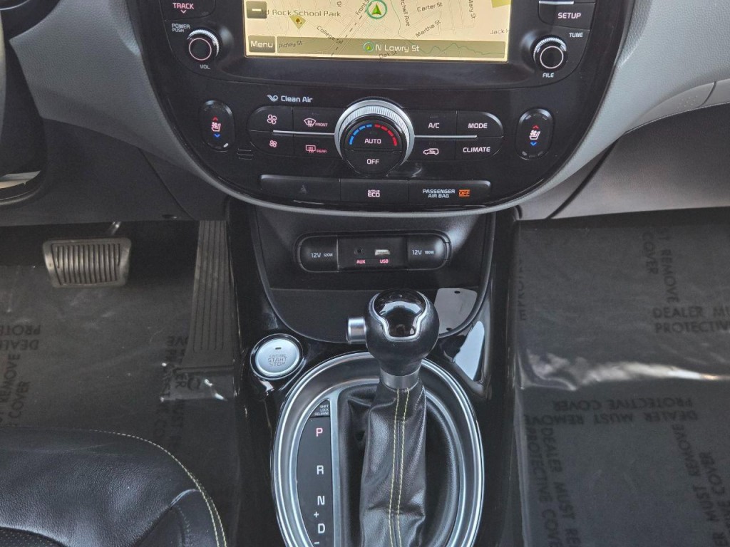2015 Kia Soul Image 22