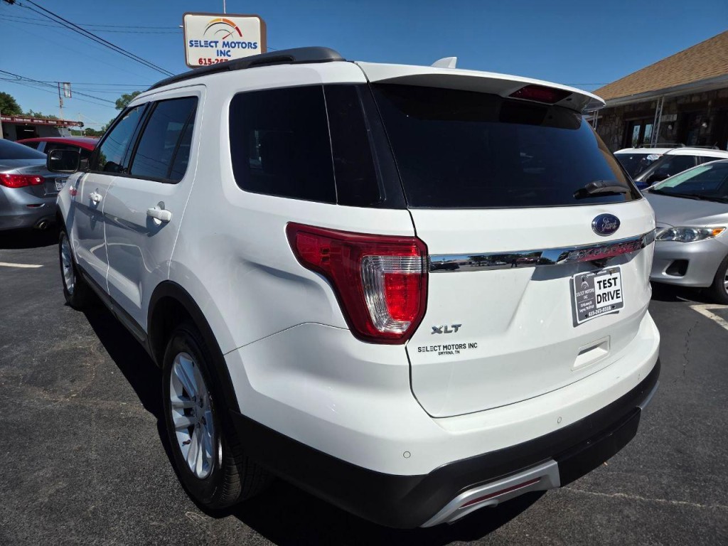 2017 Ford Explorer Image 4