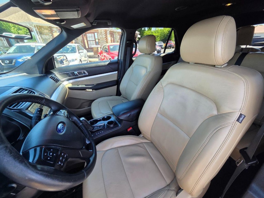 2017 Ford Explorer Image 14