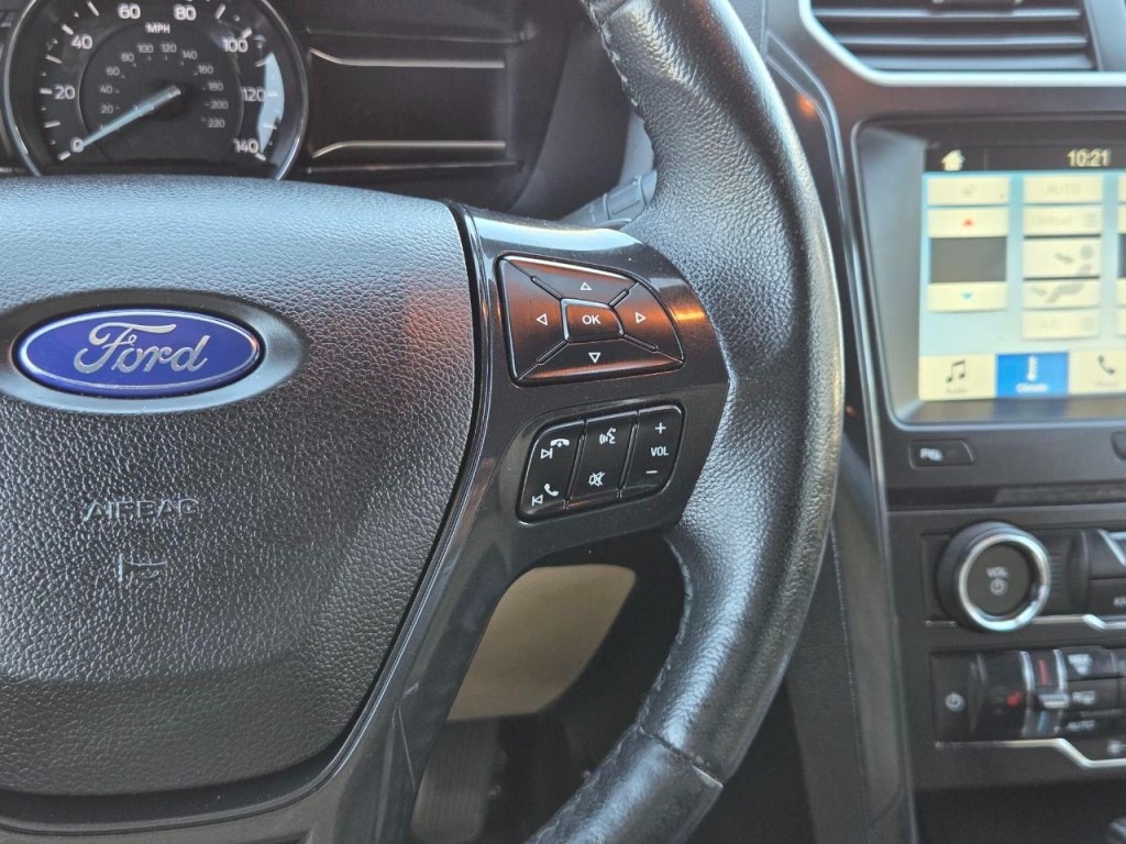 2017 Ford Explorer Image 27