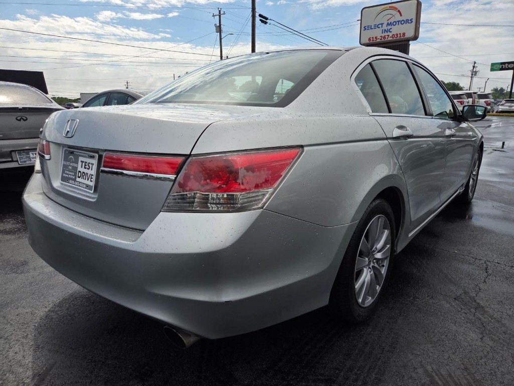 2011 Honda Accord Image 5