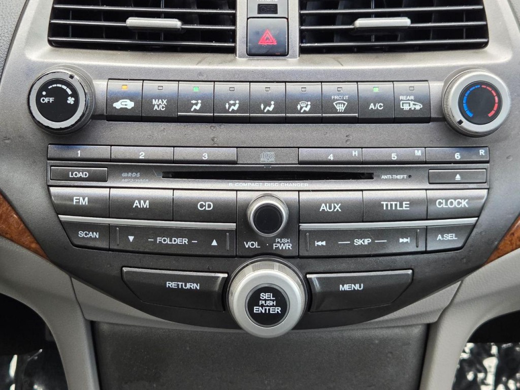 2011 Honda Accord Image 21
