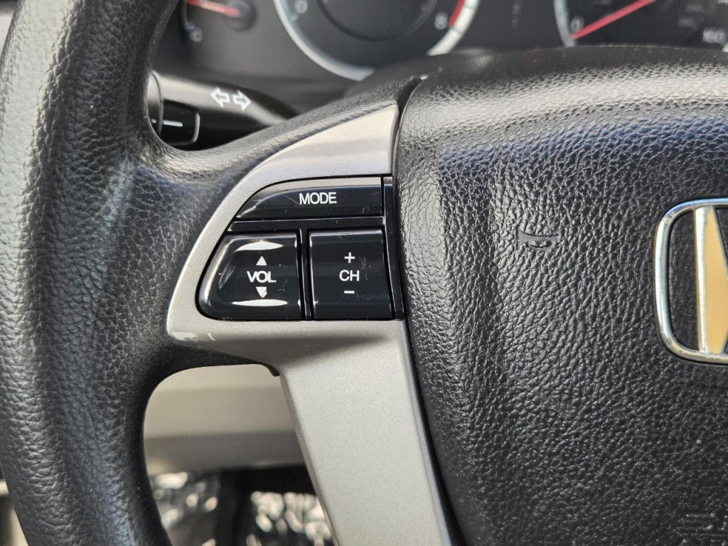 2011 Honda Accord Image 26