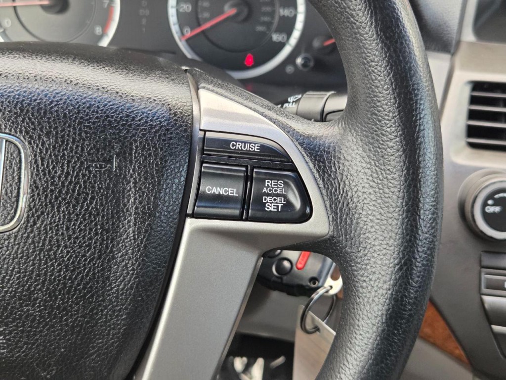 2011 Honda Accord Image 27