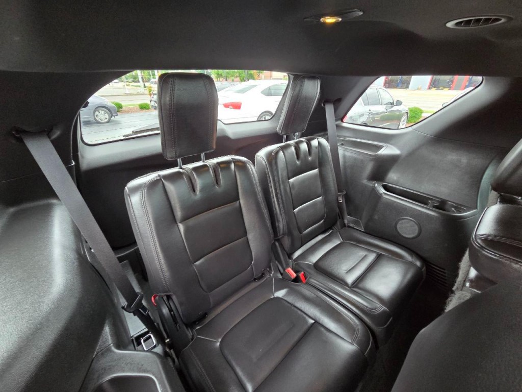2014 Ford Explorer Image 19
