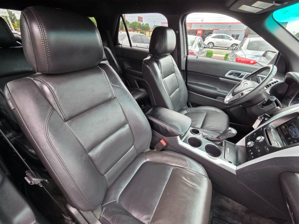 2014 Ford Explorer Image 21