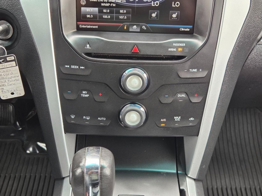 2014 Ford Explorer Image 24