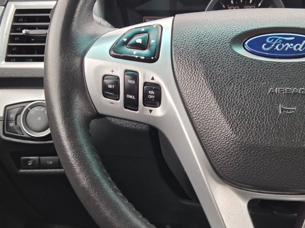 2014 Ford Explorer Image 31