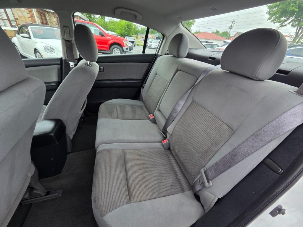 2012 Nissan Sentra Image 15