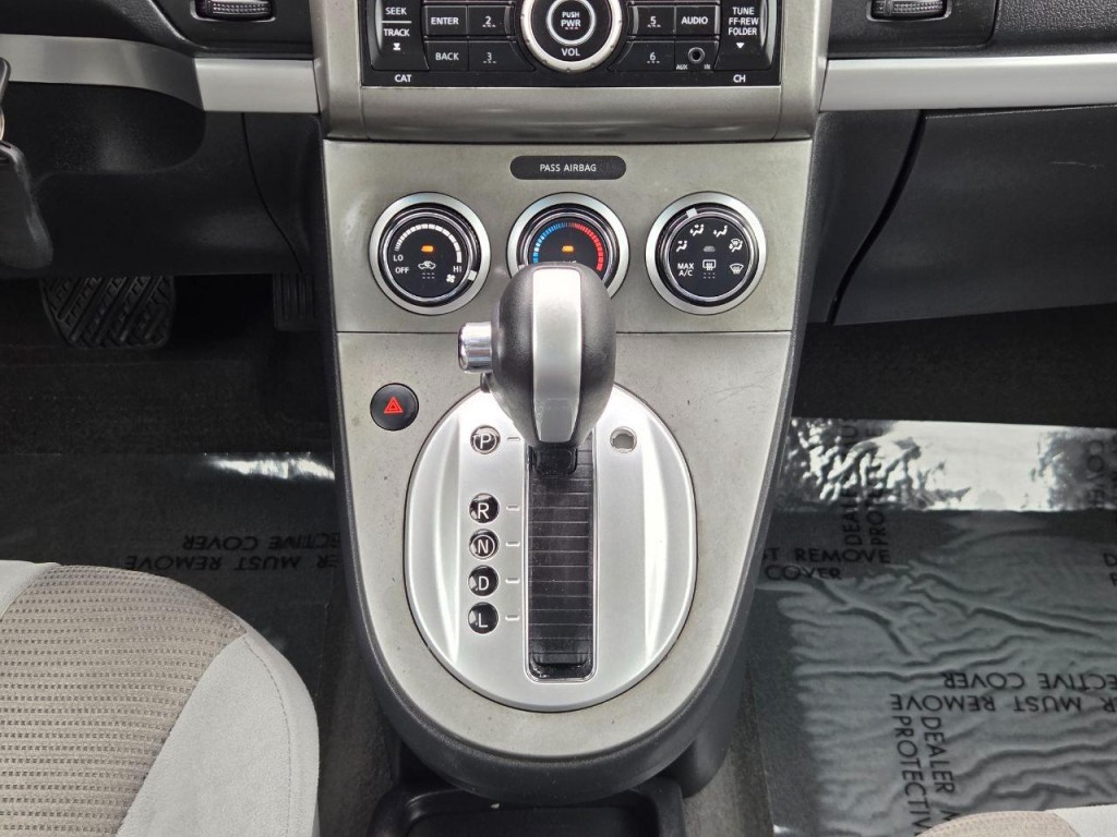 2012 Nissan Sentra Image 22
