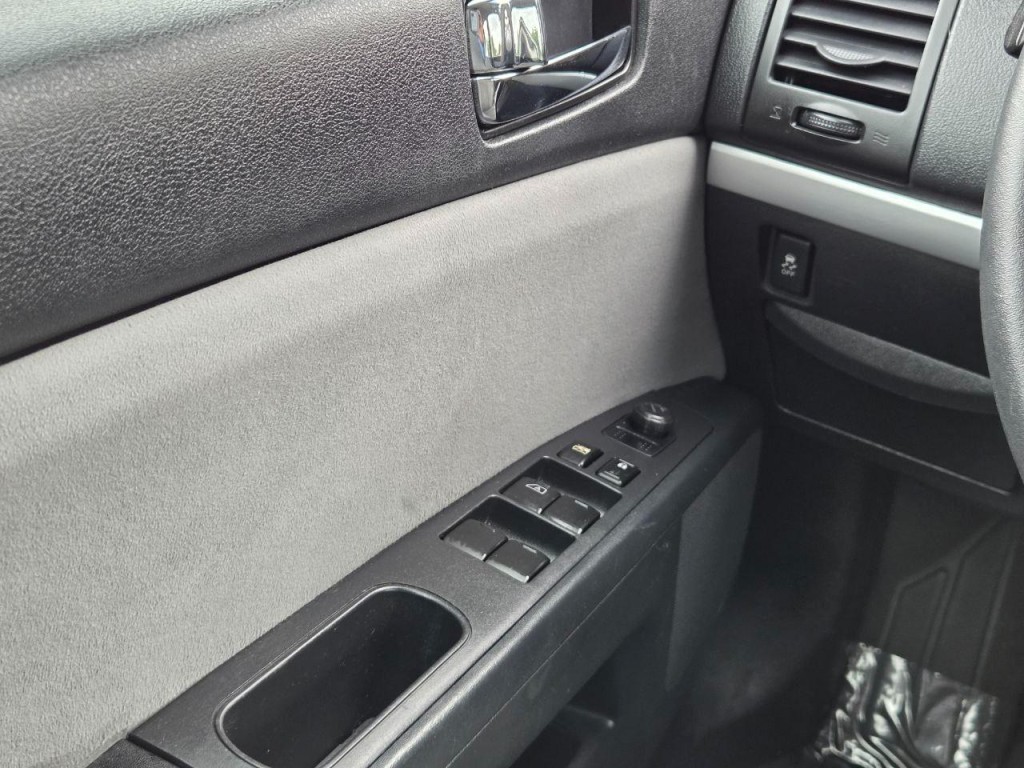 2012 Nissan Sentra Image 26