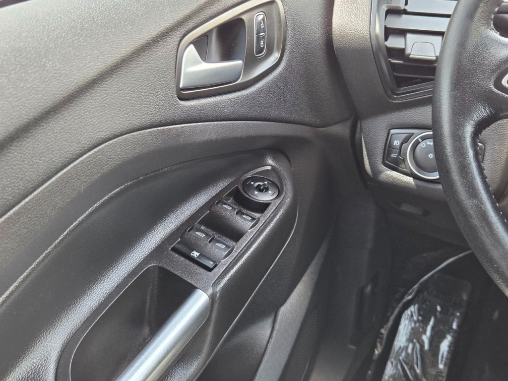 2018 Ford Escape Image 28