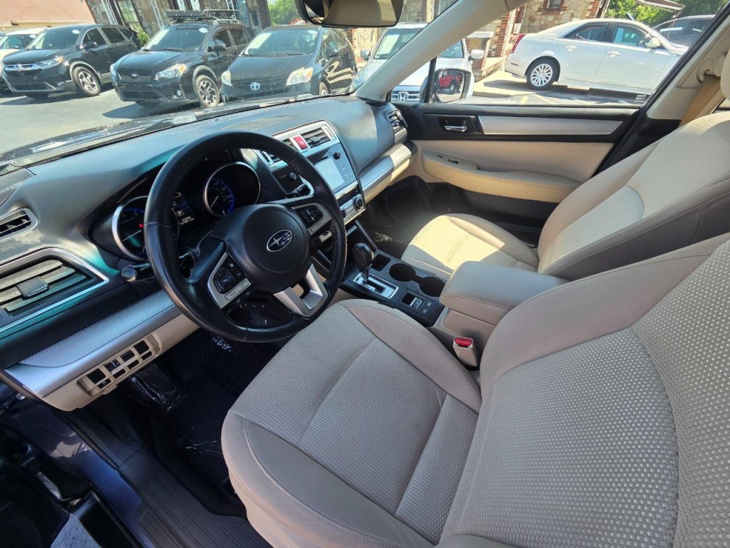 2017 Subaru Outback Image 12