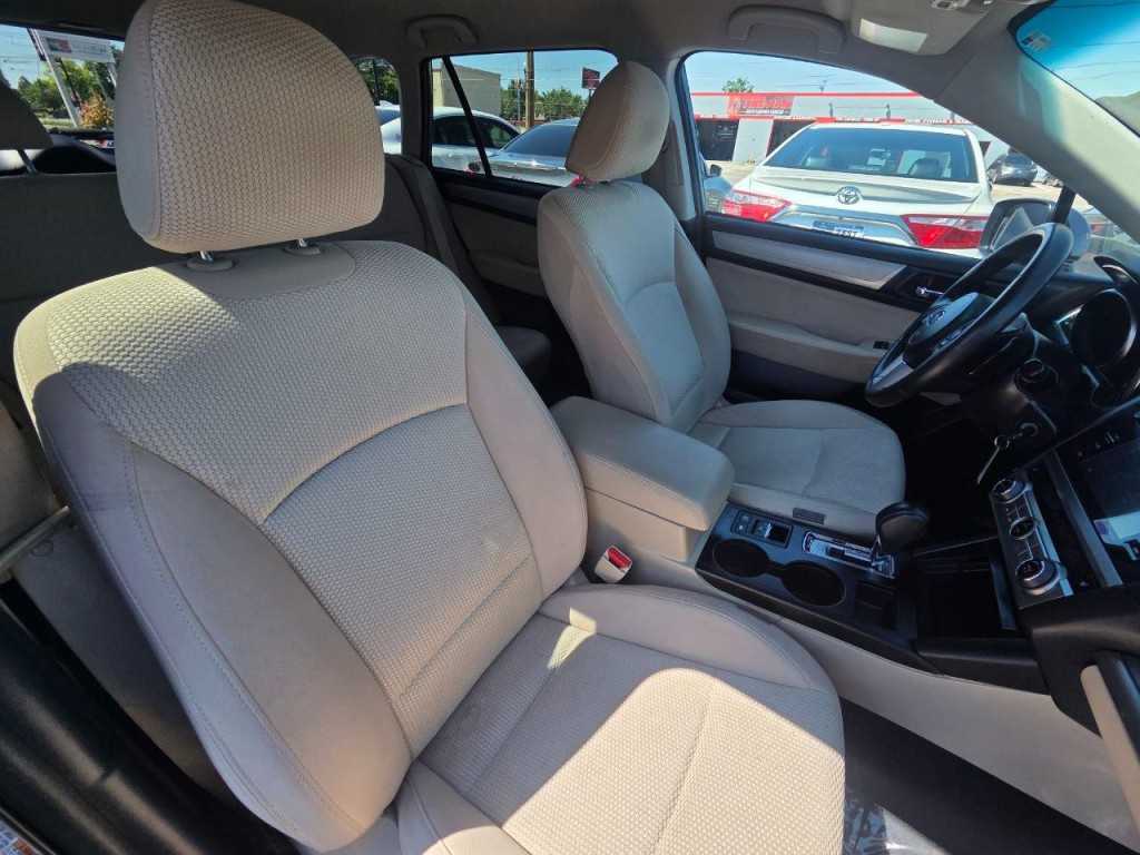 2017 Subaru Outback Image 19