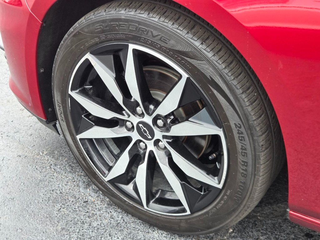 2020 Chevrolet Malibu Image 12