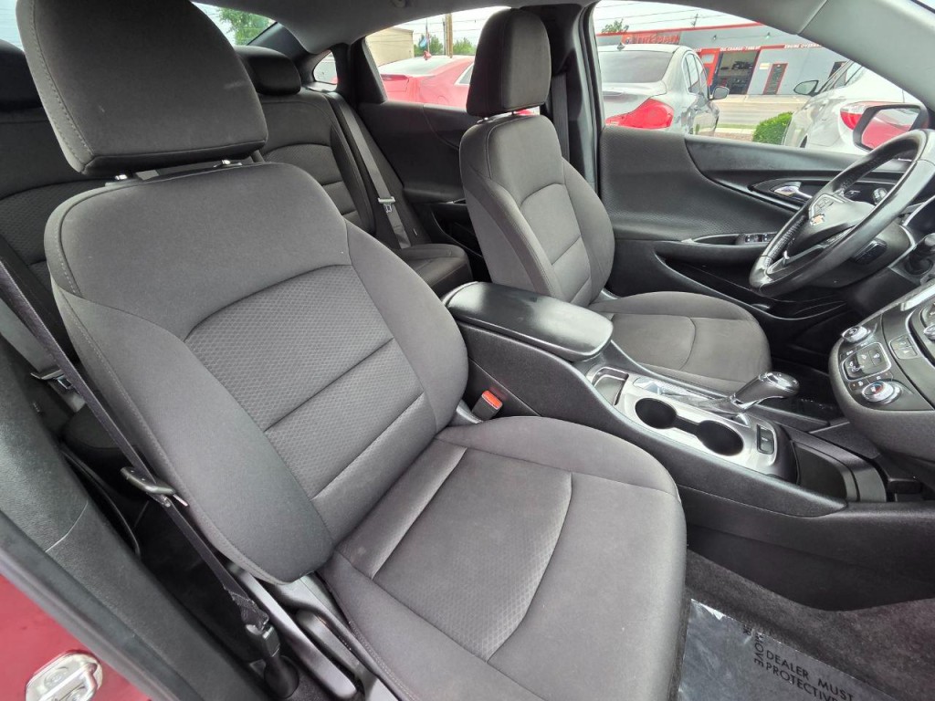 2020 Chevrolet Malibu Image 20