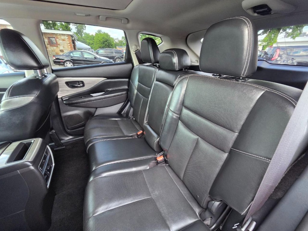 2017 Nissan Murano Image 14