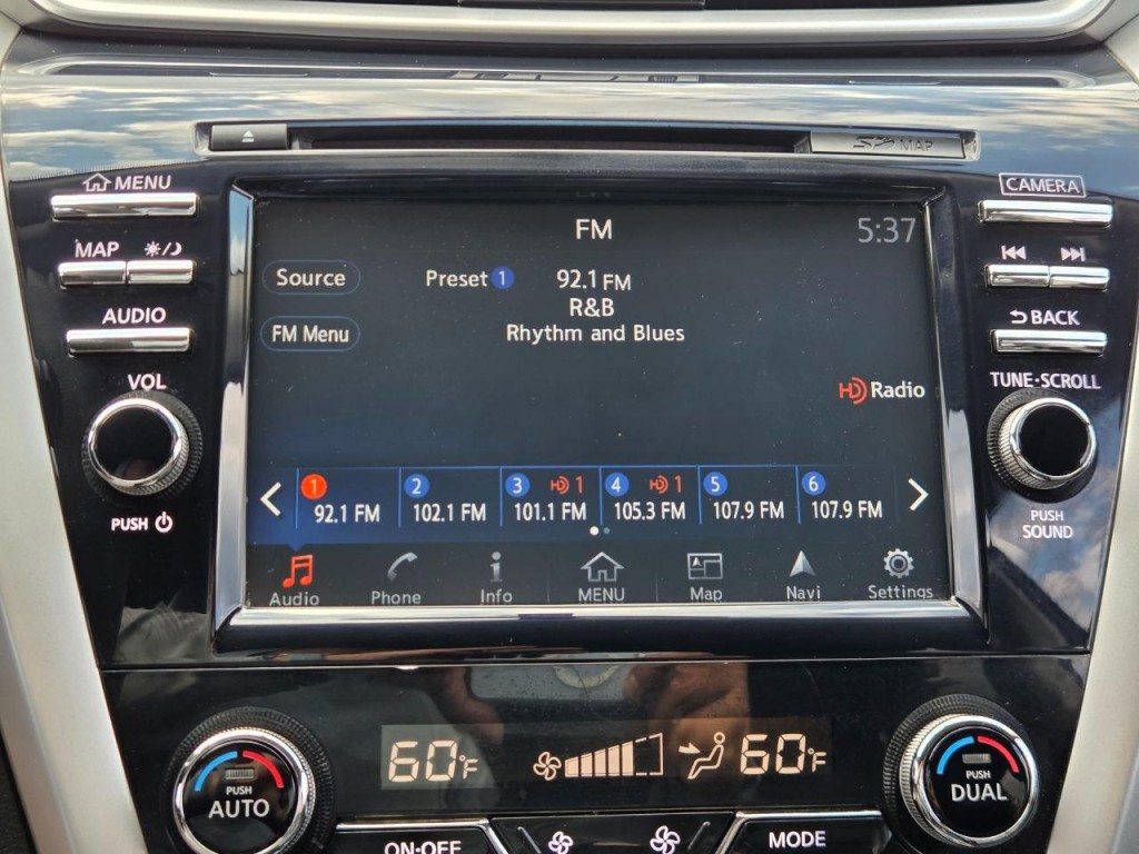2017 Nissan Murano Image 32