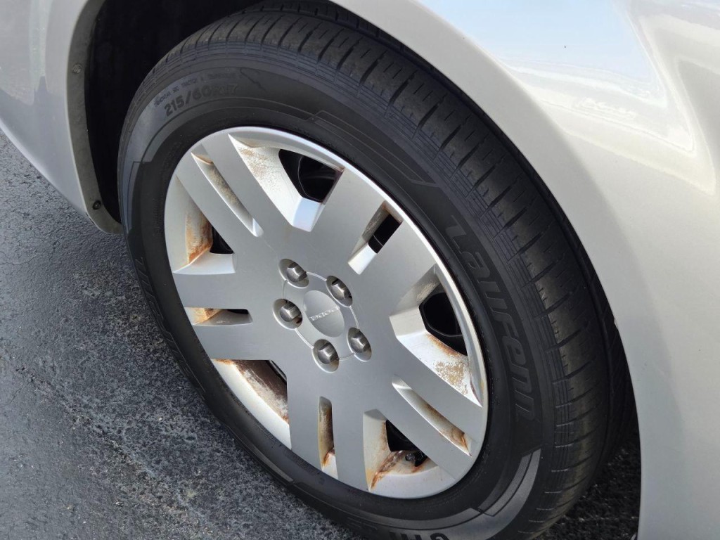 2012 Dodge Avenger Image 10