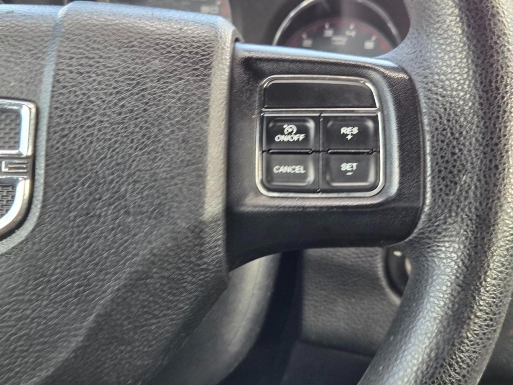 2012 Dodge Avenger Image 20
