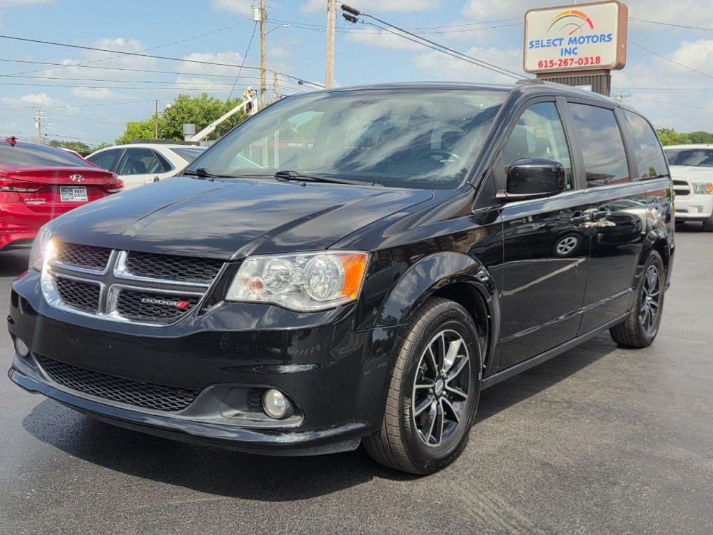 2019 Dodge Grand Caravan Image 2