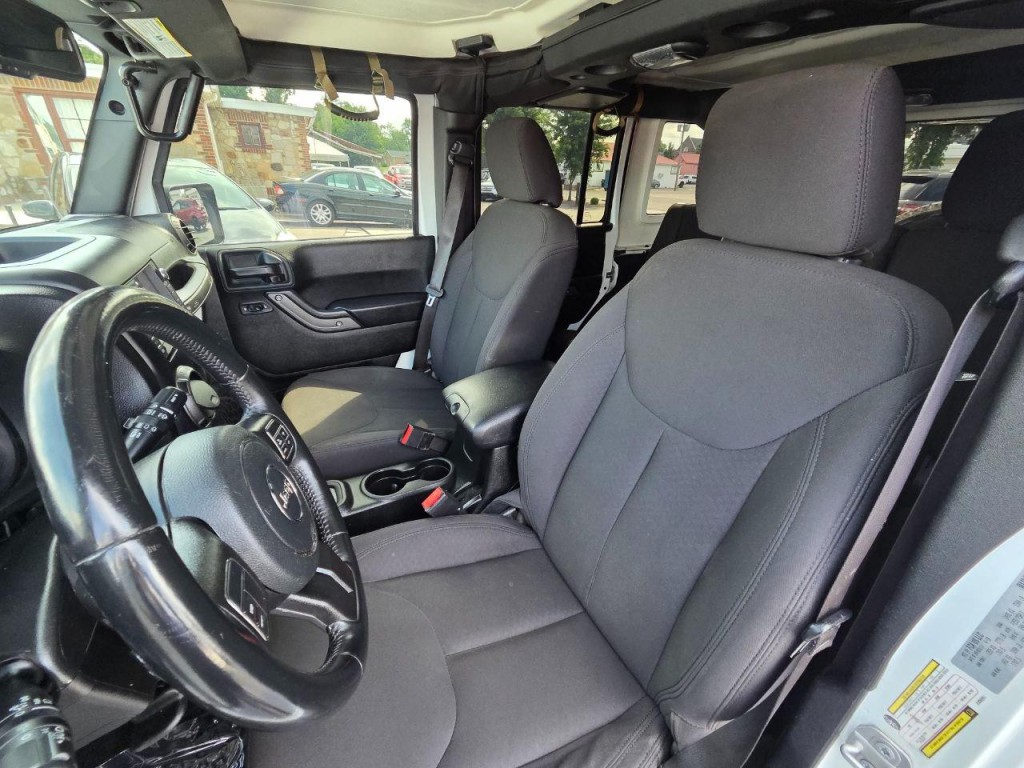 2018 Jeep Wrangler Image 13
