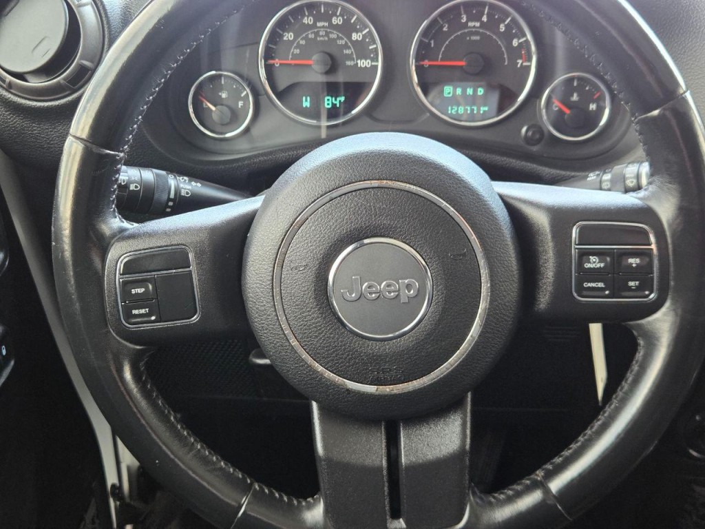 2018 Jeep Wrangler Image 25