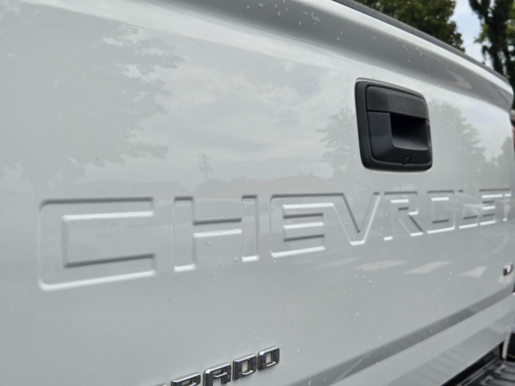 2022 Chevrolet Colorado Image 8