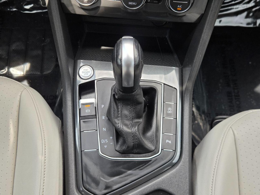 2020 Volkswagen Tiguan Image 24