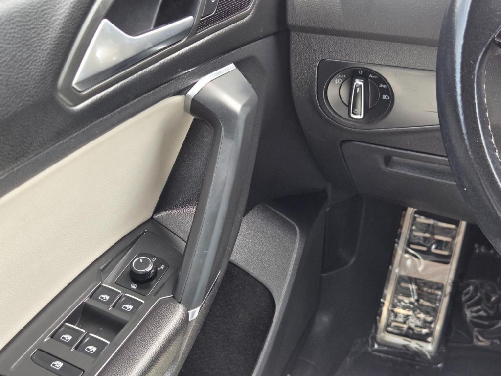 2020 Volkswagen Tiguan Image 31