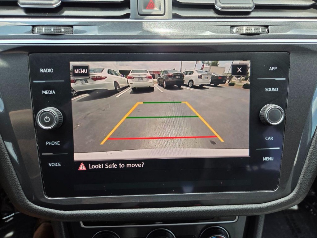 2020 Volkswagen Tiguan Image 32